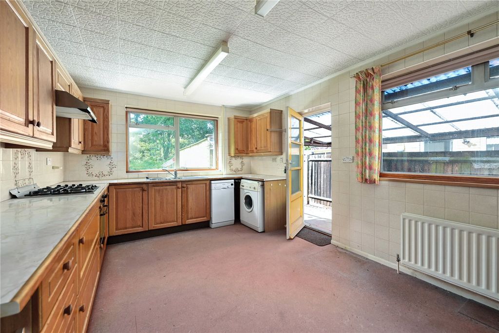 Property photo 2 of 13 Picture No. 12