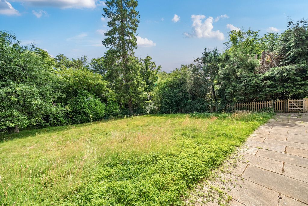 Property photo 2 of 15 1484627-2-6A423d3...