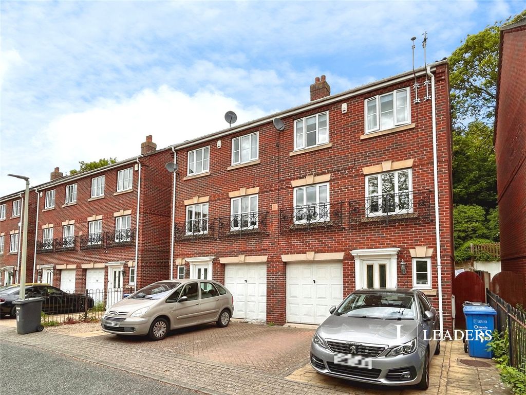 Property photo 1 of 14 Picture No. 05