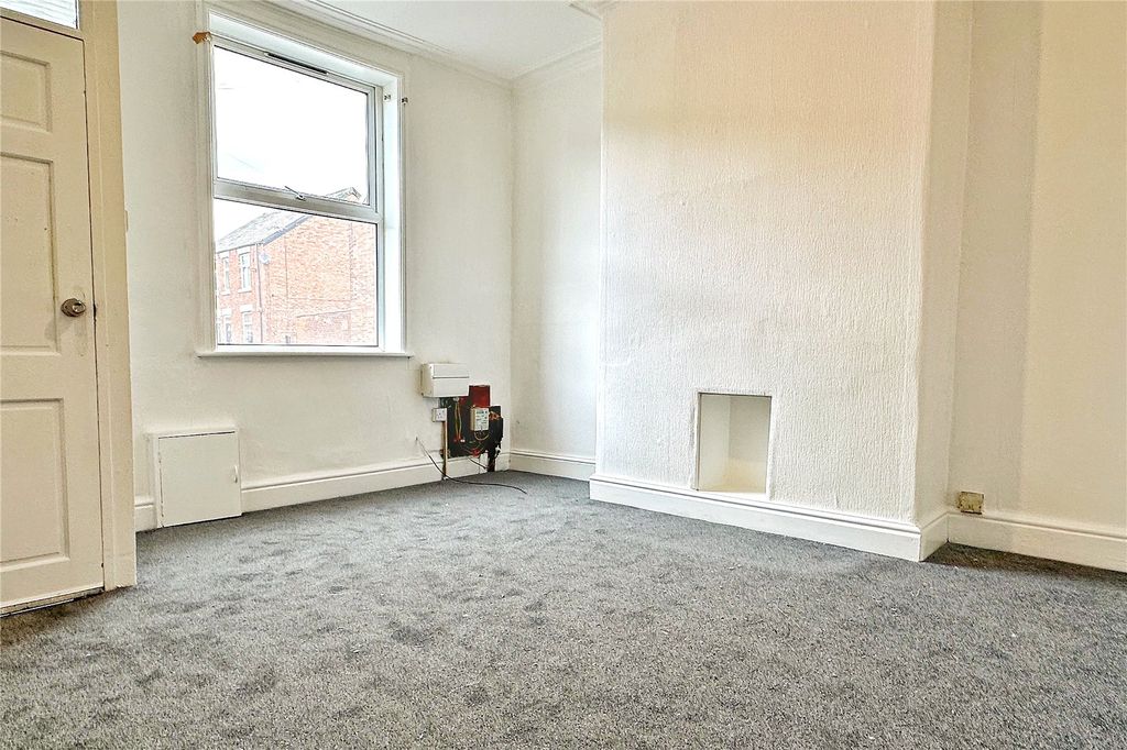 Property photo 2 of 16 Living Room
