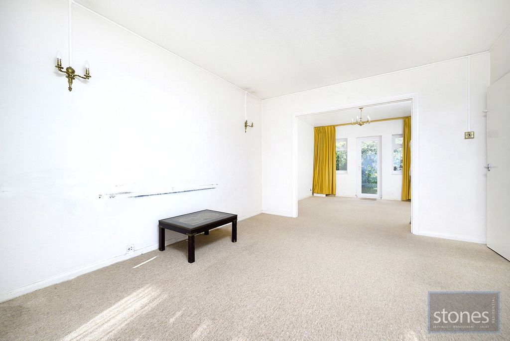 Property photo 2 of 18 Picture No. 03