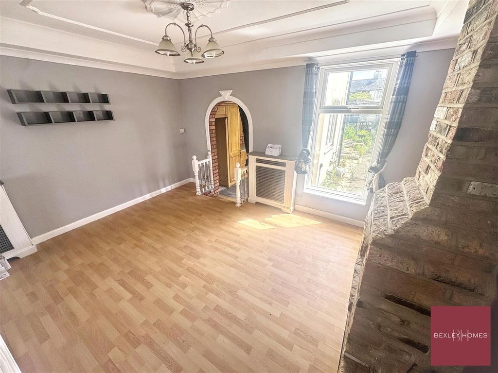 Property photo 3 of 13 Img_3549.Jpg