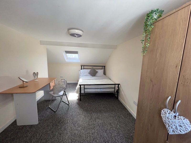 Property photo 2 of 10 Photo 18