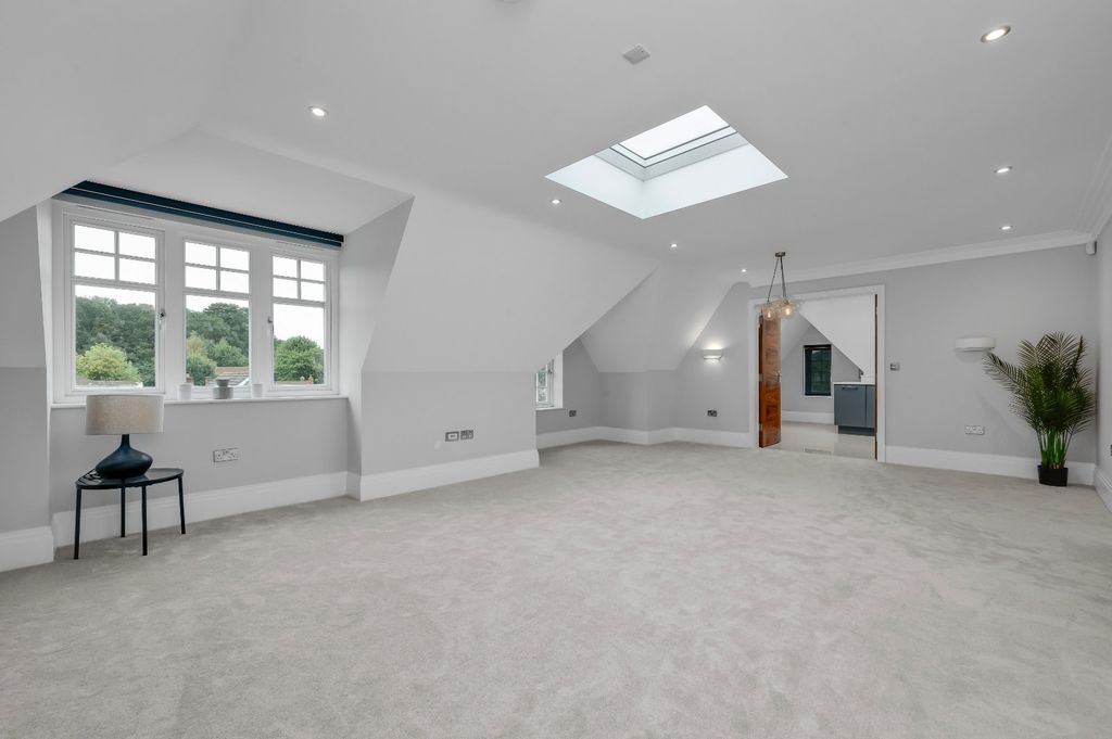 Property photo 1 of 10 Reception Room