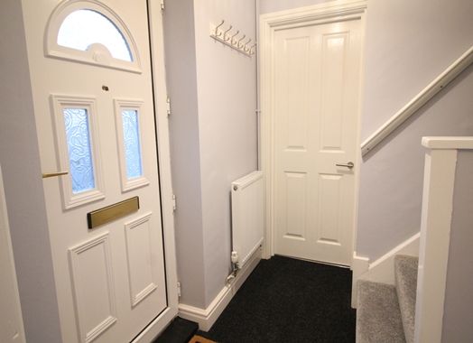 Property photo 2 of 31