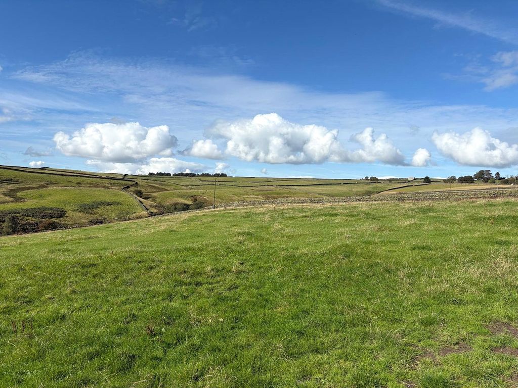 Property photo 2 of 21 Picture No. 09