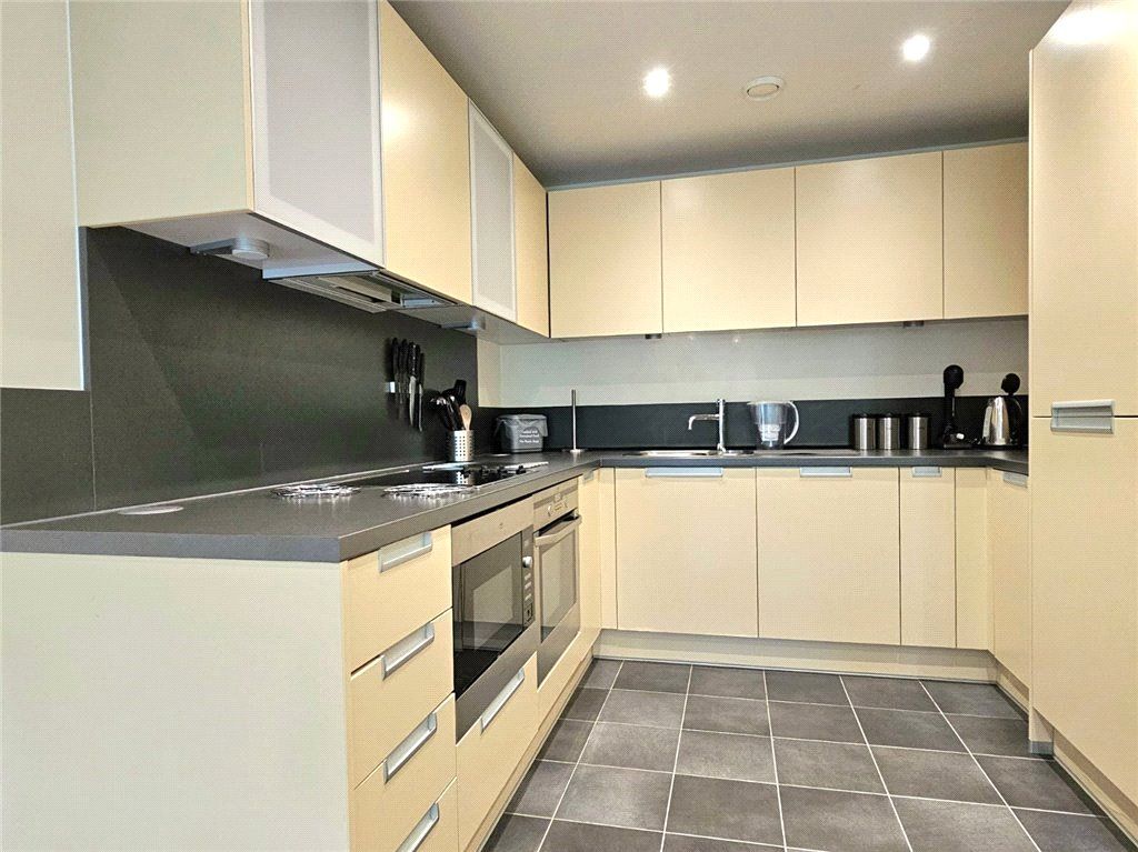Property photo 3 of 29 Kitchen