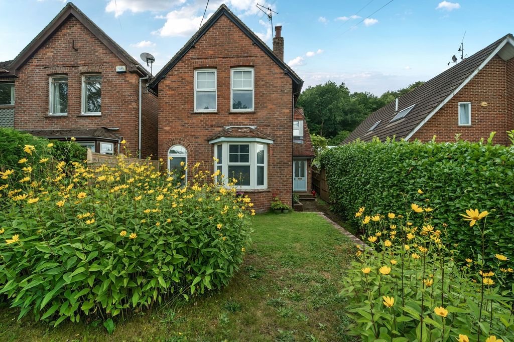Property photo 1 of 20