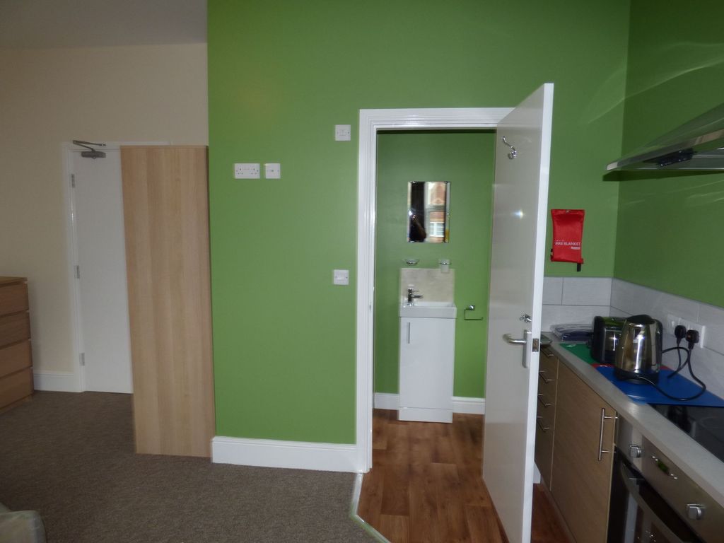 Property photo 2 of 5