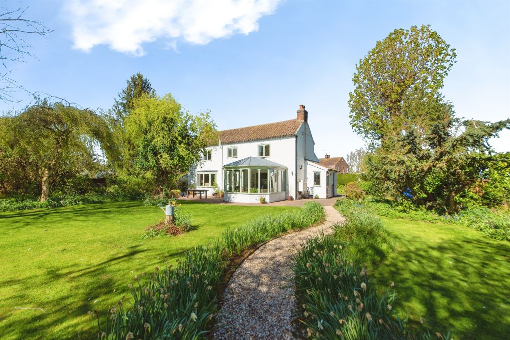 Property photo 2 of 22