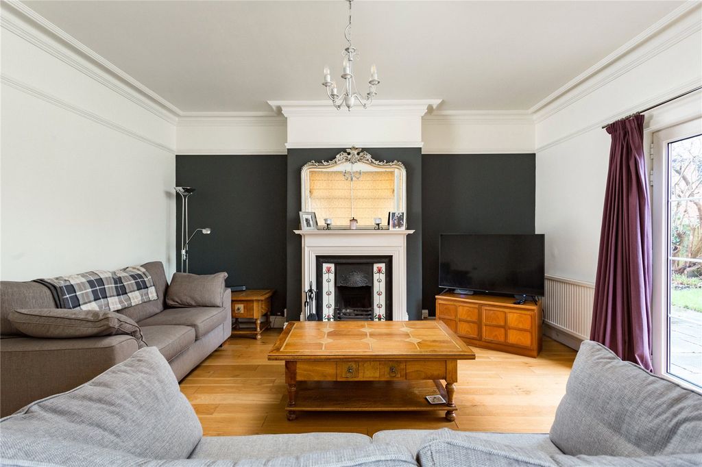 Property photo 2 of 13 Sitting Room