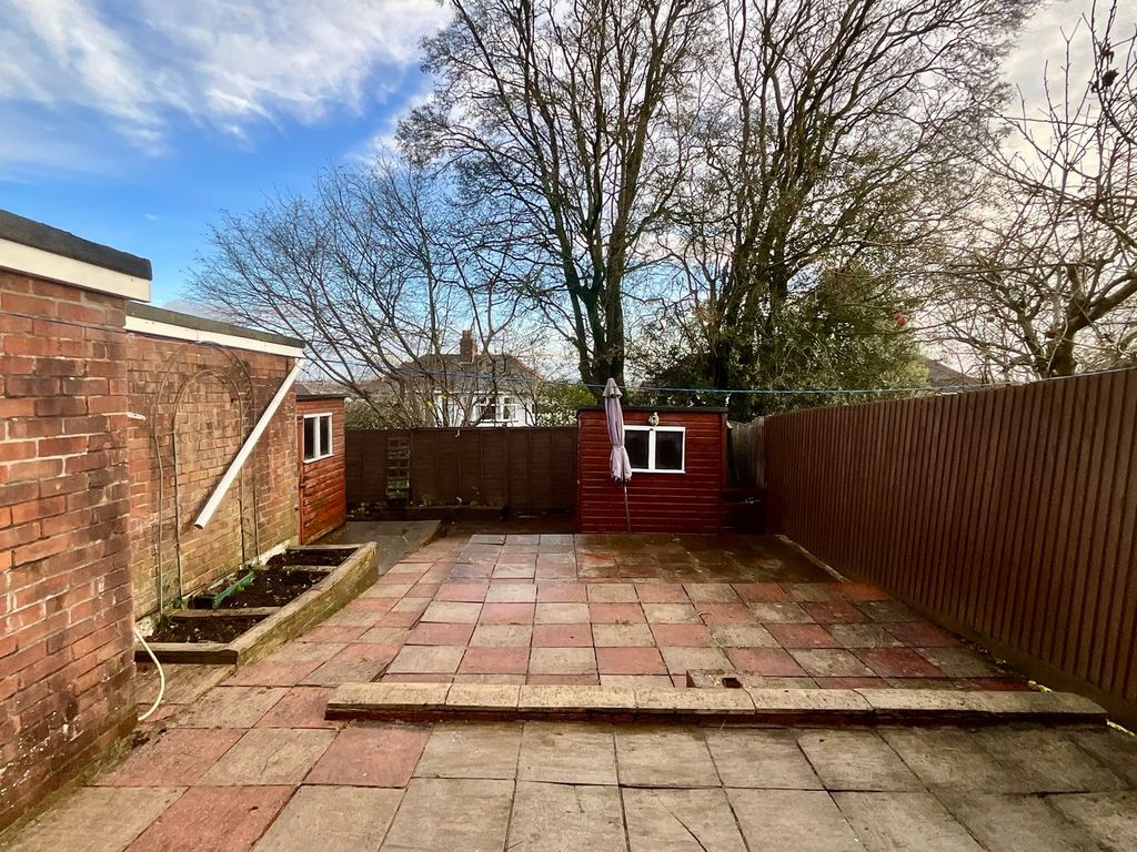 Property photo 3 of 28