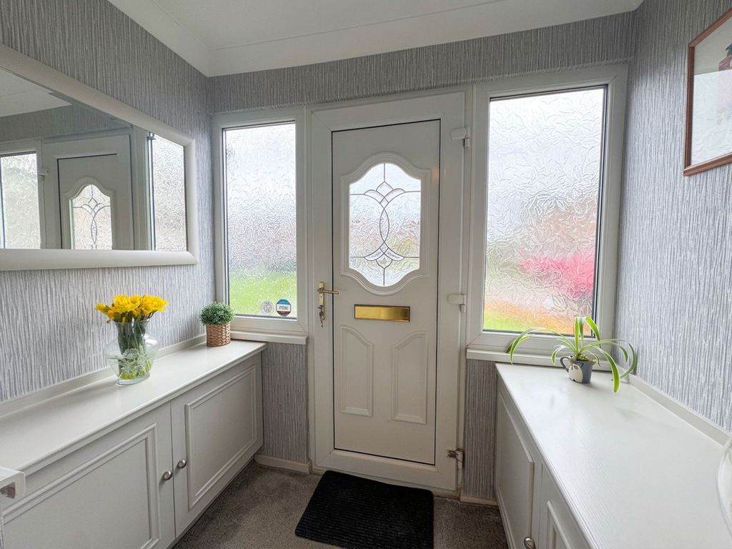 Property photo 2 of 36