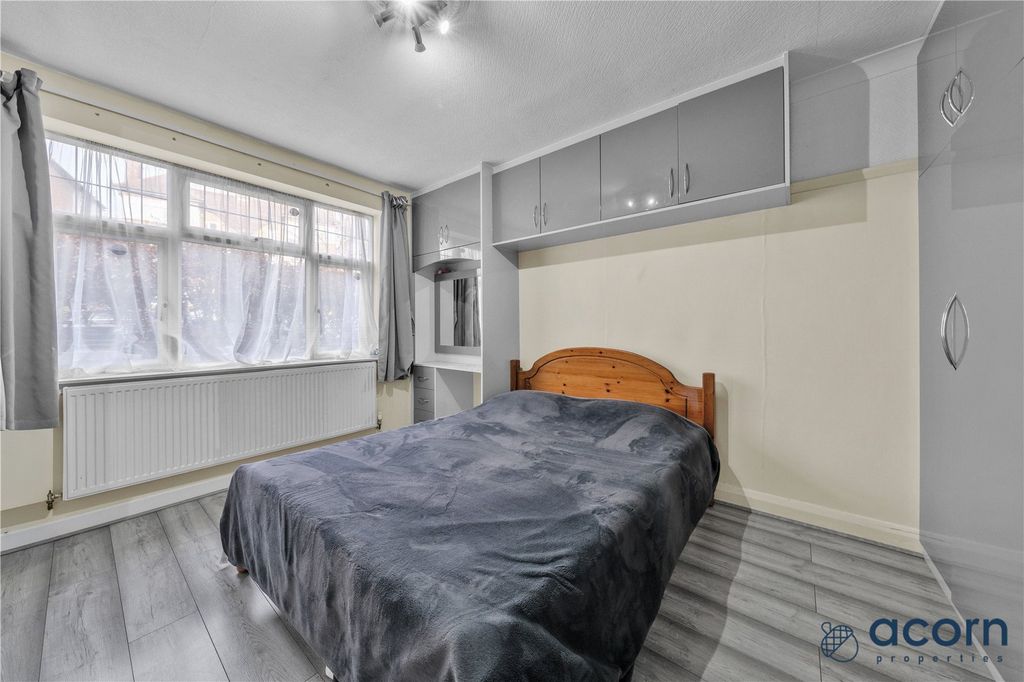 Property photo 3 of 17 Picture No. 21