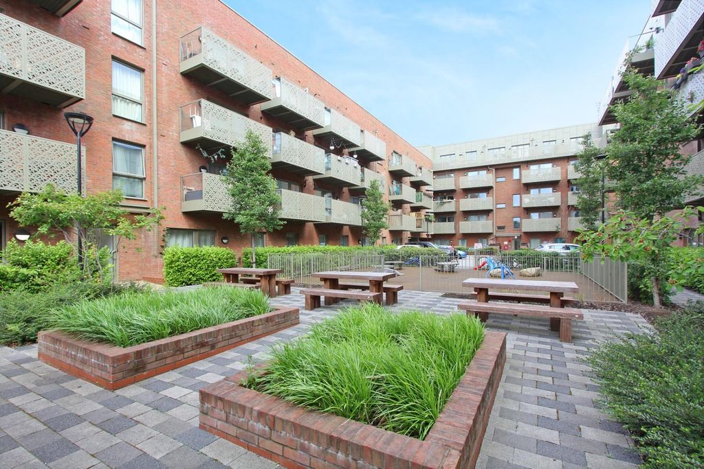 Property photo 2 of 20 Img_5232 (12).Jpg