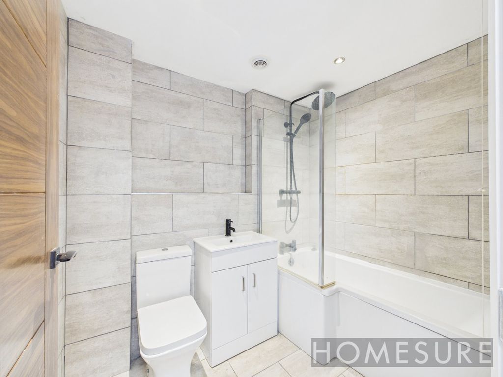 Property photo 3 of 13 Picture No. 06