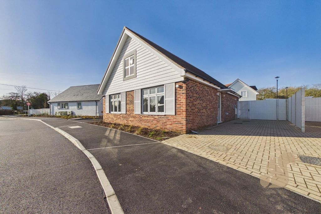 Property photo 1 of 20 Cam03877G0-Pr0307-Still016.Jpg