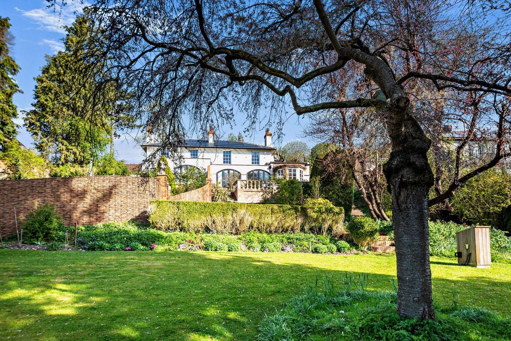 Property photo 1 of 25 Picture No. 06