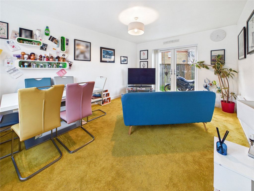 Property photo 2 of 19 Picture 2