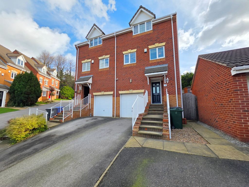 Property photo 1 of 26