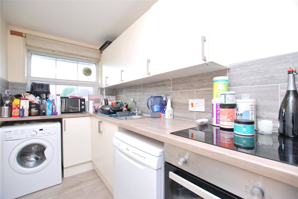 Property photo 3 of 5 Picture No. 02
