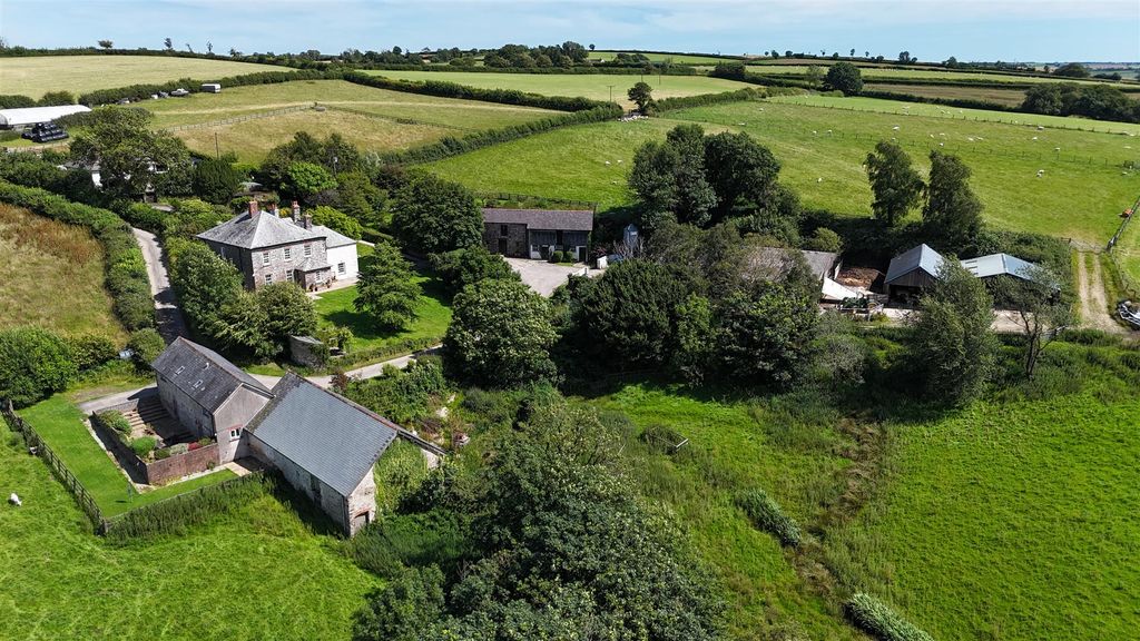 Property photo 3 of 32 Dji_20260706153020_0337_D.Jpg