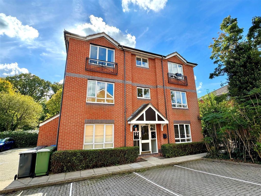 Property photo 1 of 6 Front.Jpg