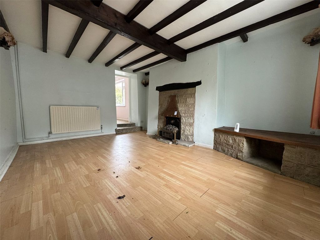 Property photo 2 of 25 Picture No. 08