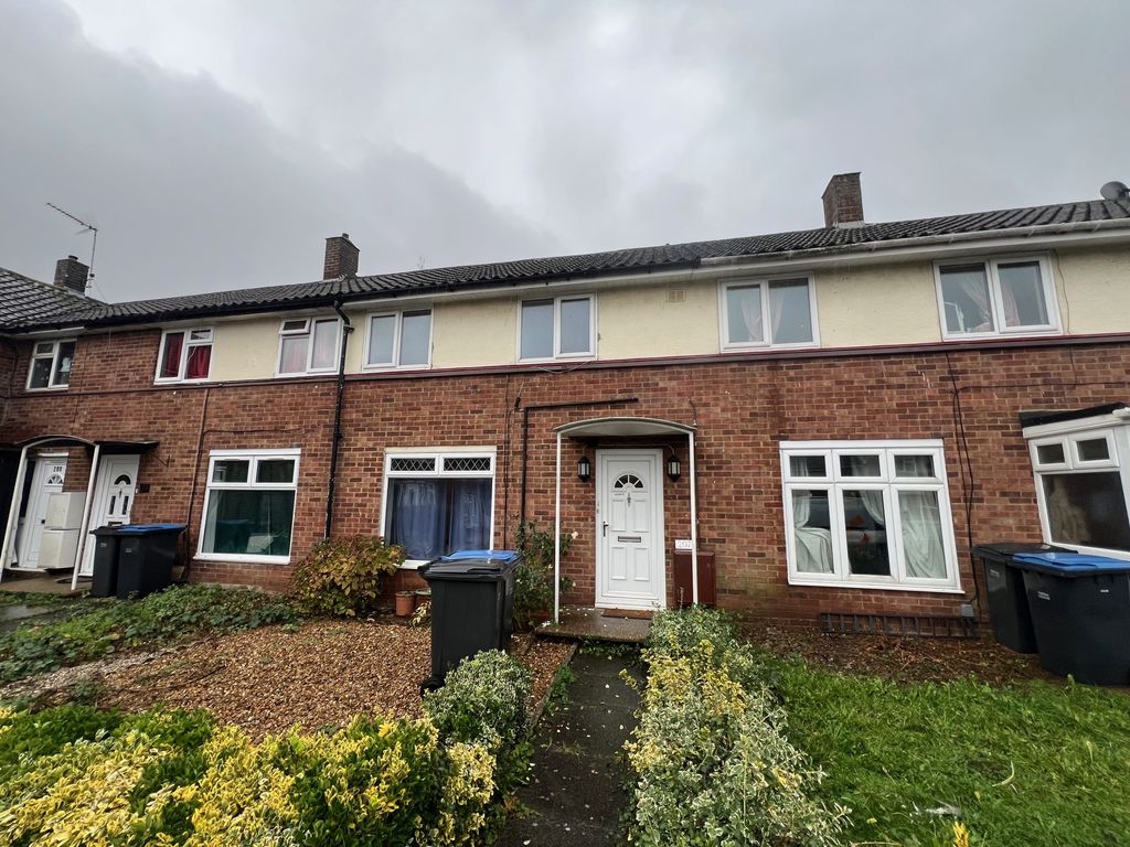 Property photo 1 of 10 Bathroom