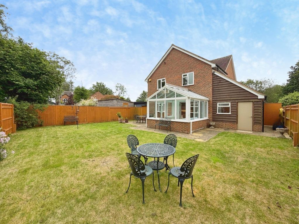 Property photo 2 of 20 5245054