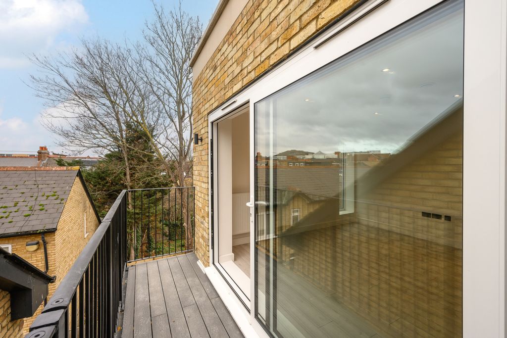 Property photo 2 of 10 Picture No. 10