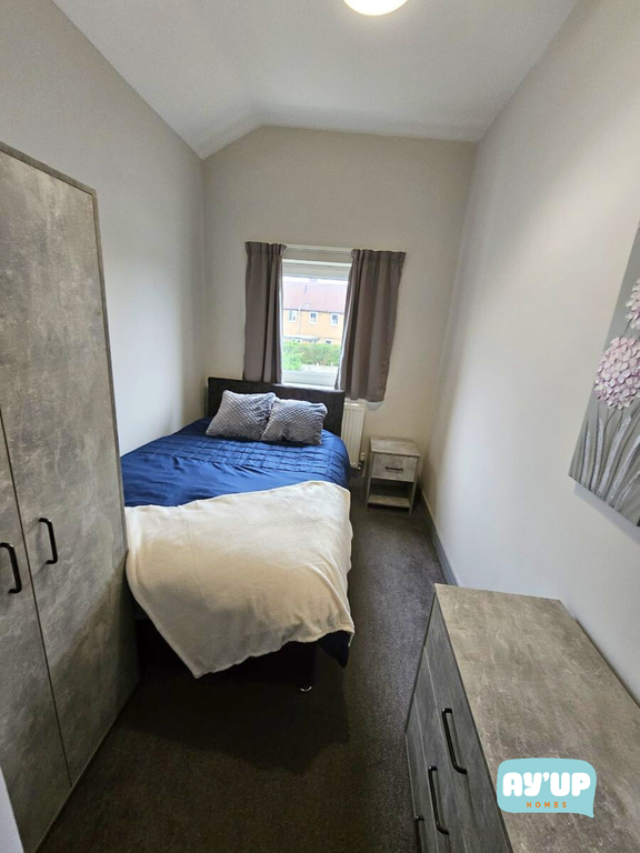 Property photo 1 of 3