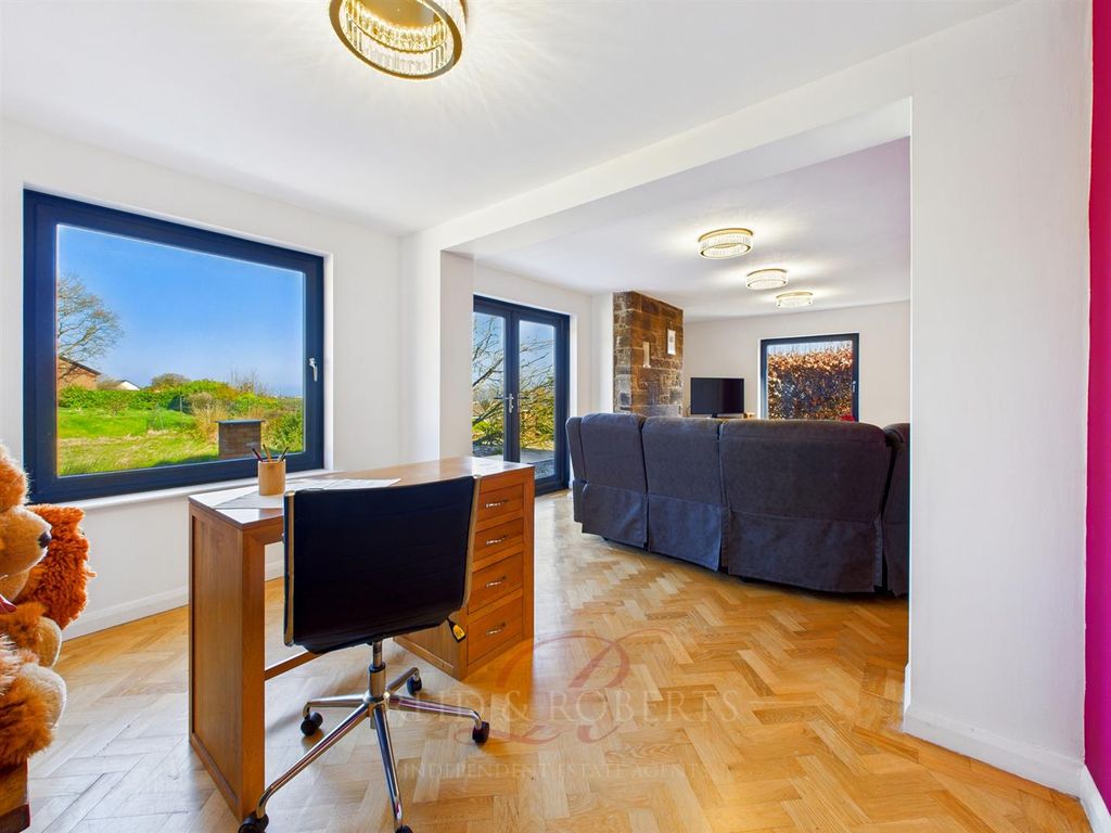 Property photo 2 of 48 Cam03999G0-Pr0122-Still019.Jpg