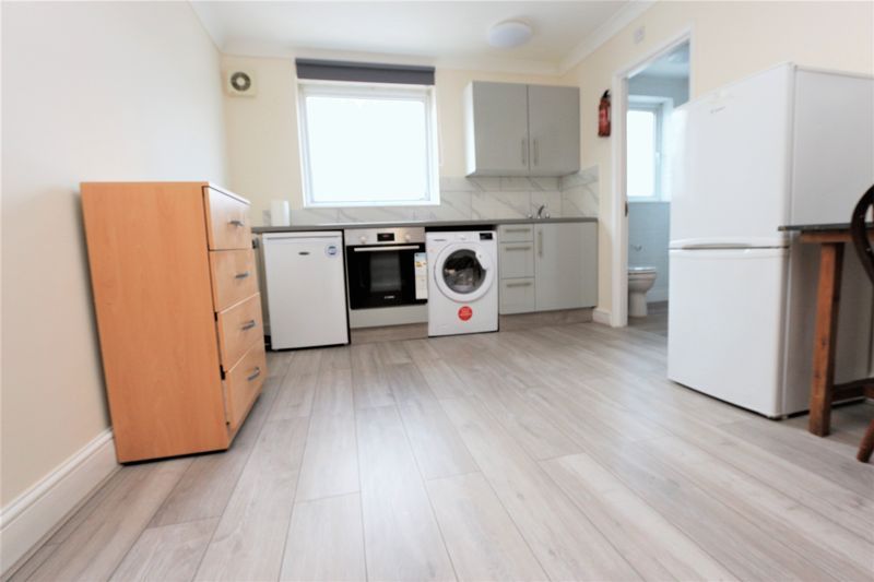 Property photo 2 of 5 Photo 3