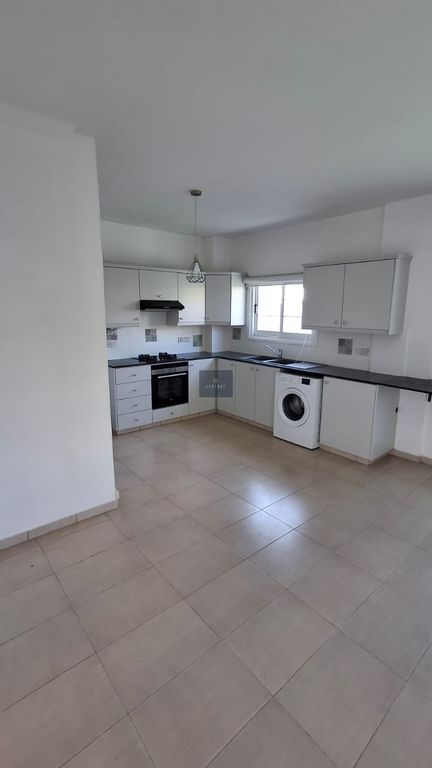 Property photo 3 of 40