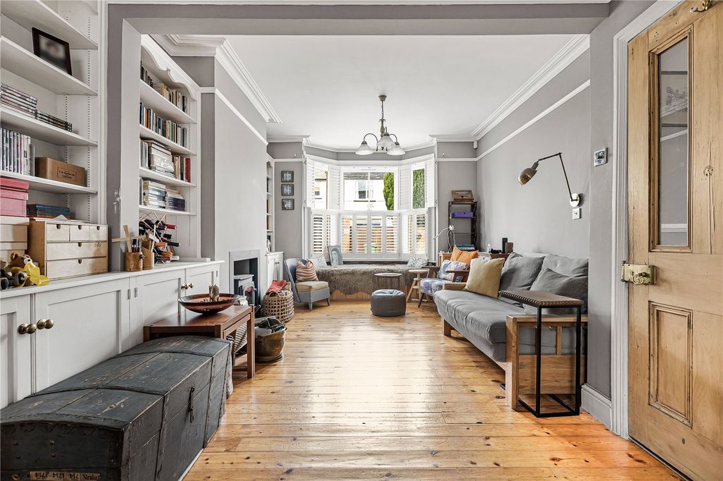 Property photo 3 of 19 Picture No. 38