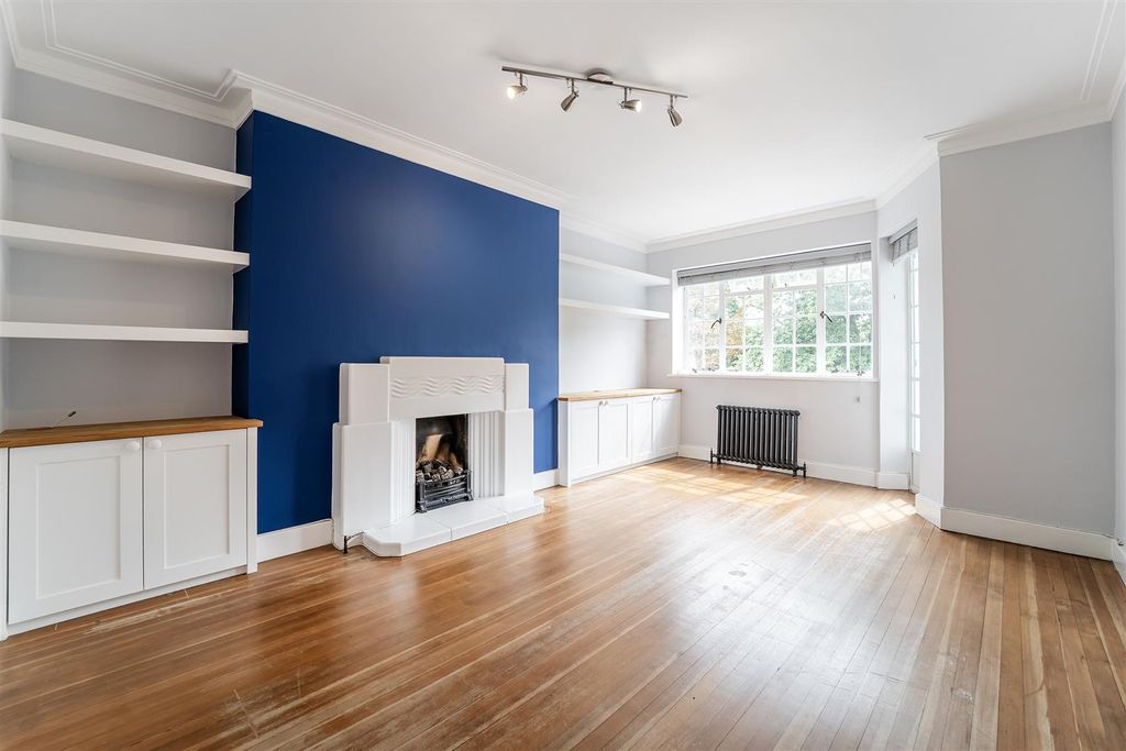 Property photo 1 of 13 Helliwell &amp; Co