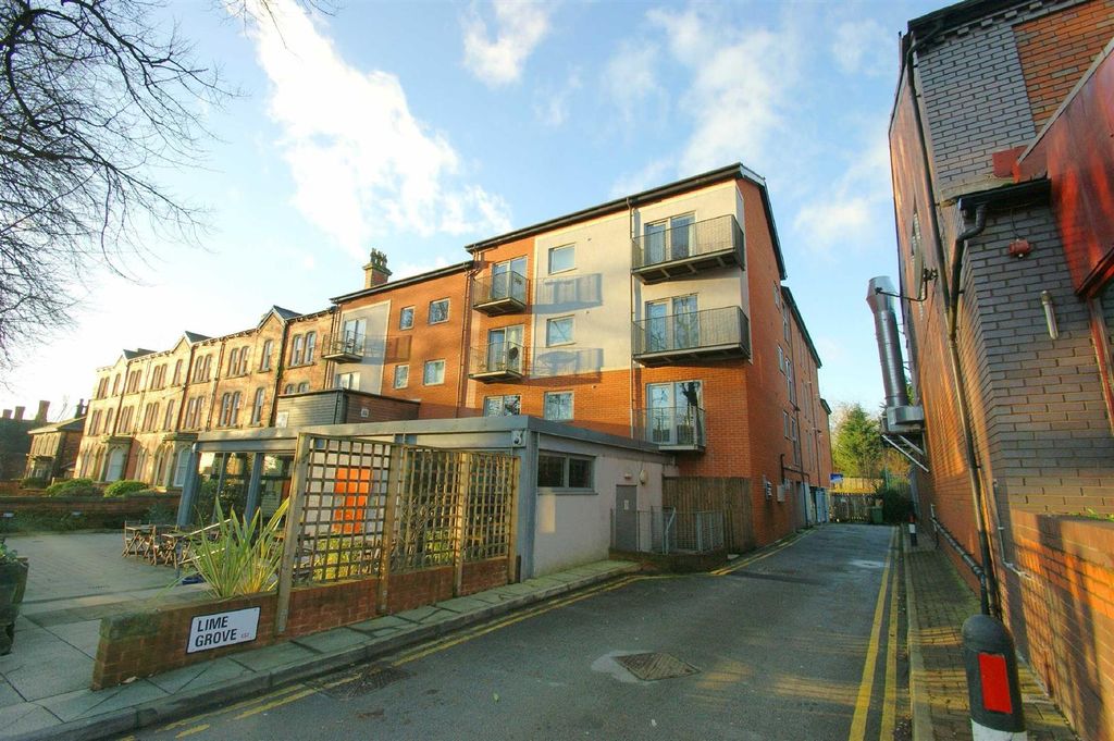 Property photo 1 of 7