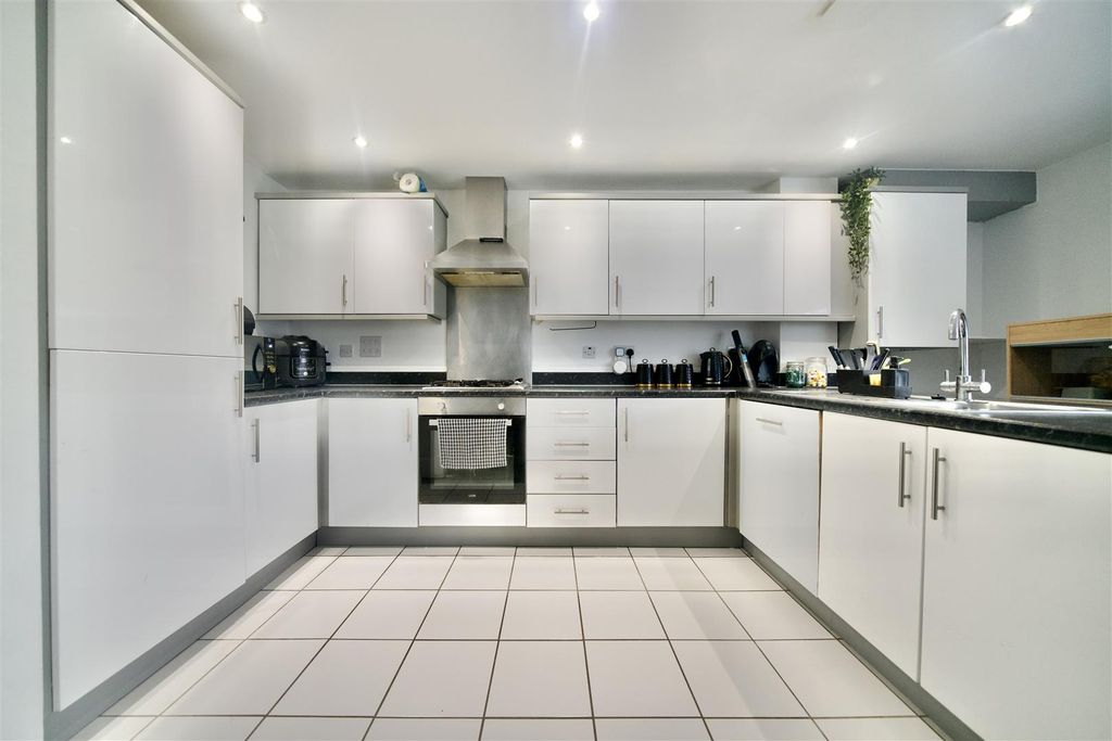 Property photo 1 of 13 Dsc07167.Jpeg