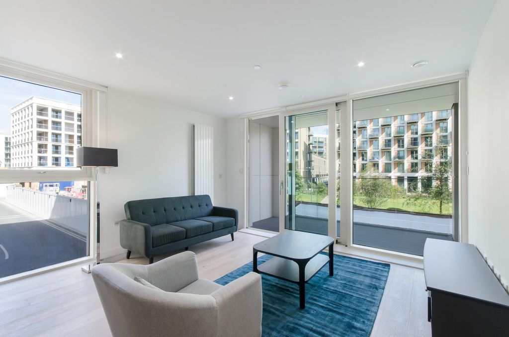 Property photo 2 of 9