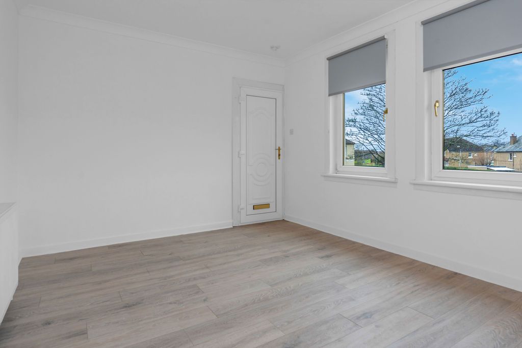 Property photo 3 of 13 Photo 3