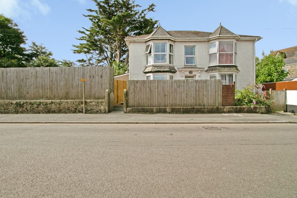 Property photo 1 of 22 Pbox-Img.Jpg