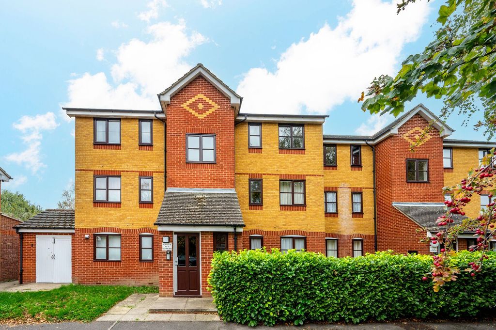 Property photo 1 of 12