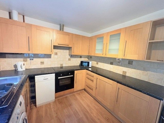 Property photo 2 of 9 Image