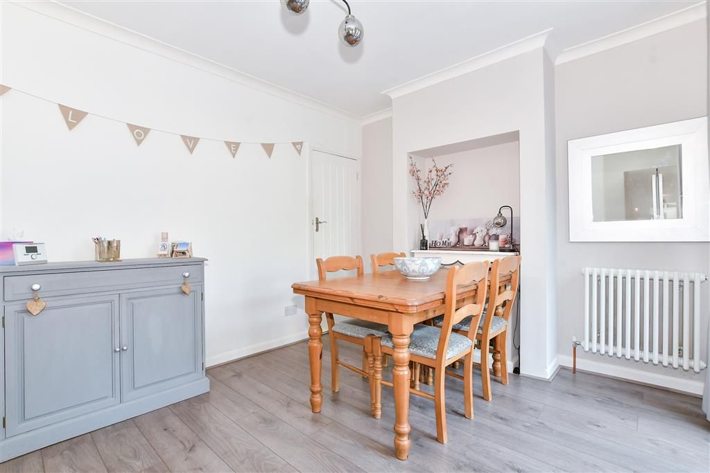 Property photo 3 of 12 Dining Area