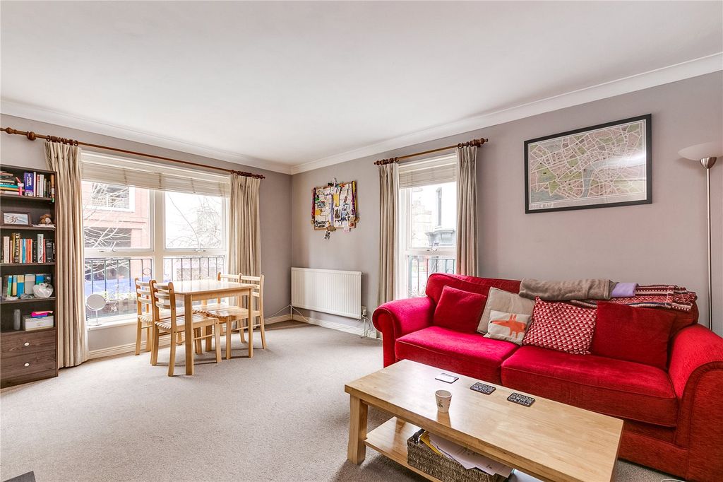 Property photo 1 of 5