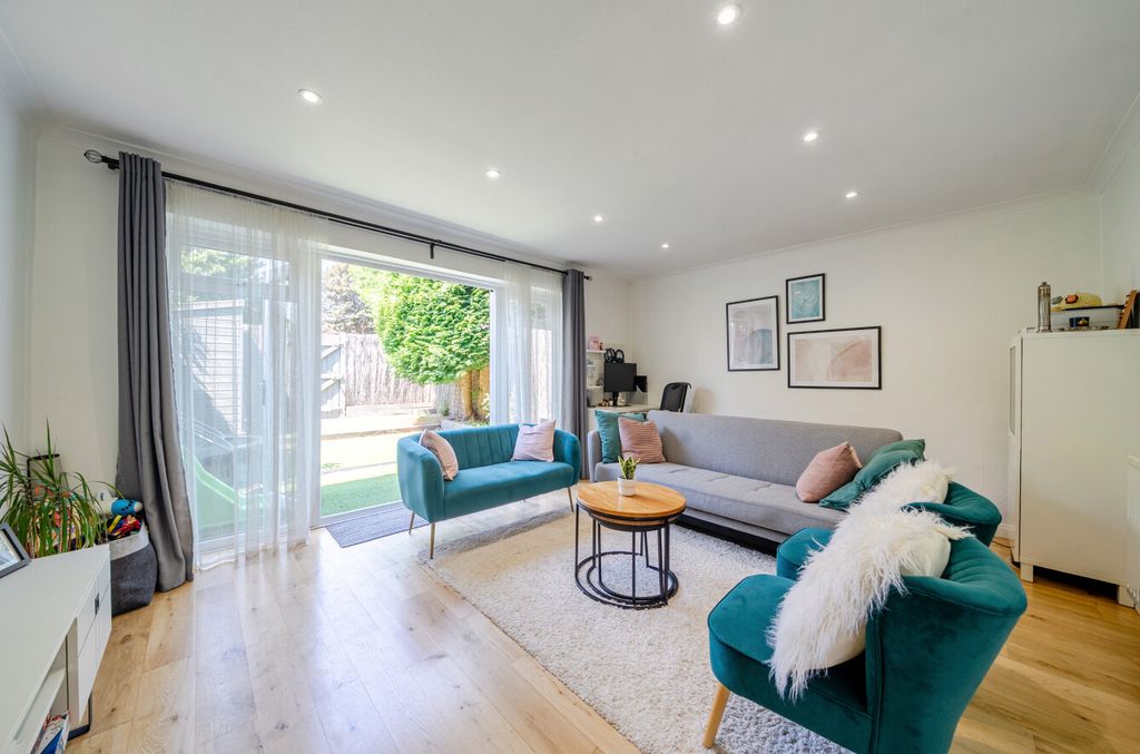 Property photo 3 of 20 1480246-10-6A3586...