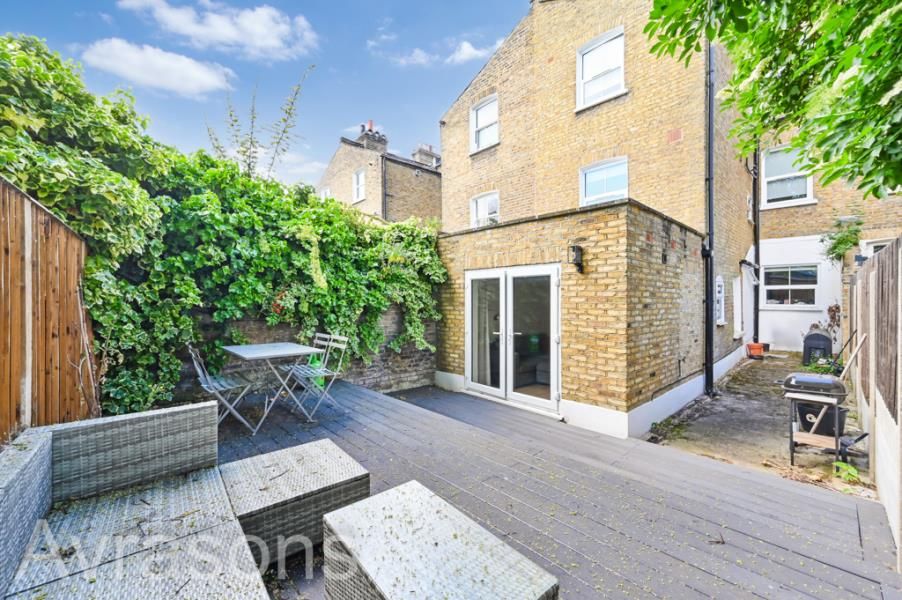Property photo 3 of 10
