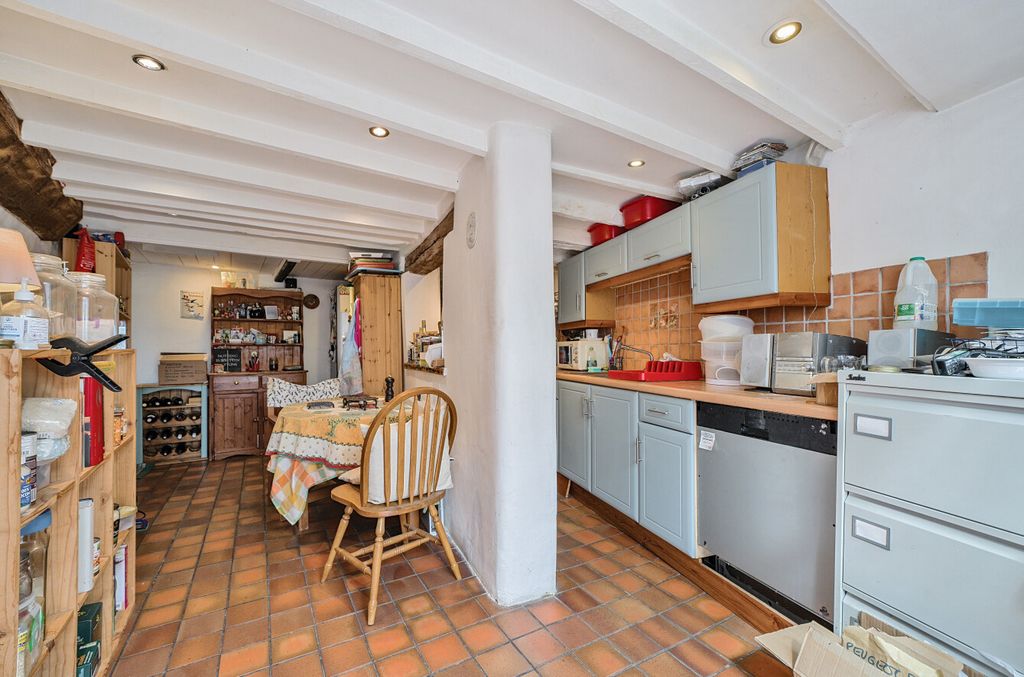 Property photo 3 of 10 Kitchen/Dining