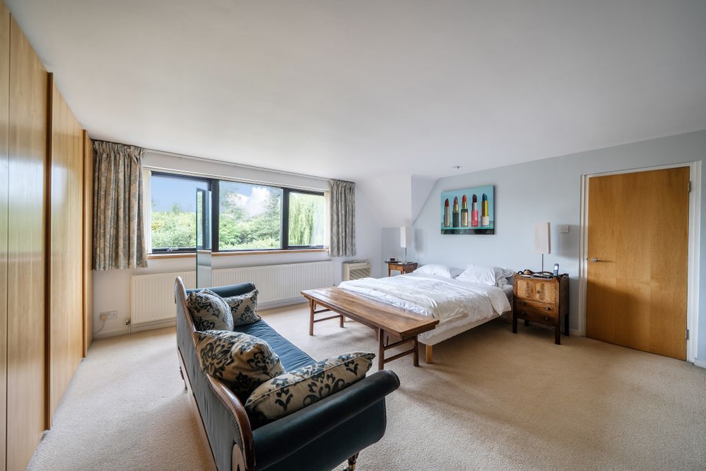Additional image 12 of 5 bed detached house for saleRoad Running Through, Oxford OX33
